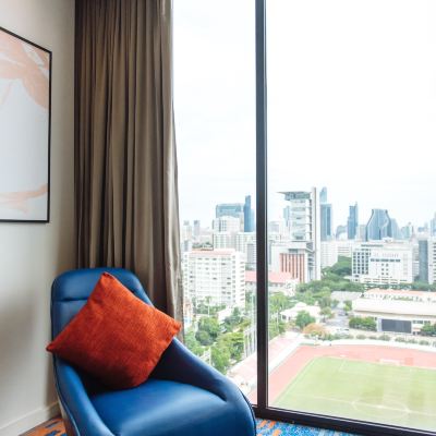 高級房 曼谷暹羅智選假日酒店 （SHA Extra Plus）優惠