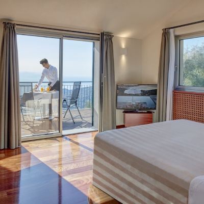 Deluxe Double Room with Sea View Terrace