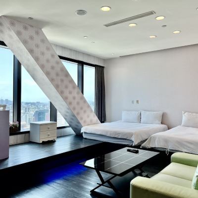 高級家庭房 高雄85璀璨旅店優惠