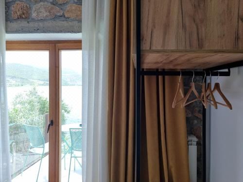 湖景双人或双床间