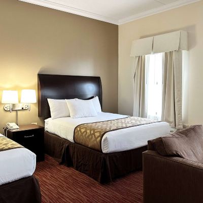 Superior Queen Room With Two Queen Beds-Non-Smoking Chicago South Loop Hotel Promo Code