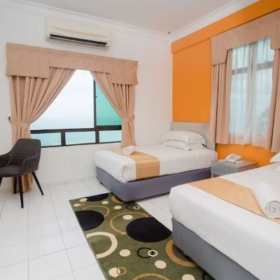 Deluxe Twin Room Kupon Klana Beach Resort Port Dickson