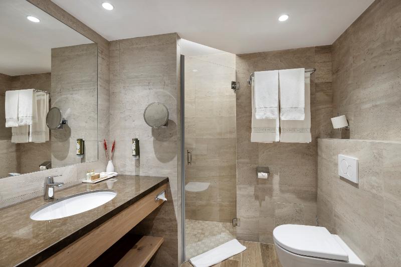 Rogner Hotel Tirana双人高级房blv