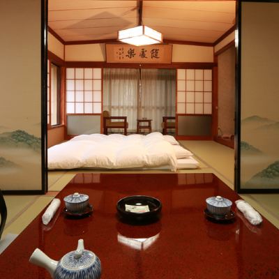 [Hotarubukuro]Detached Japanese-Style Room With Two Connecting Spaces (6 Tatami And 8 Tatami) [Japanese Room] [Non-Smoking] 山あいの隠れ家　湯宿　梅ぞ乃 クーポン