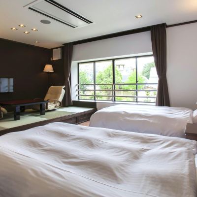 ★Premium Delight With A Tatami Space♪ Western-Style Room On 2F [Premium] [Standard] [Twin Room] [Non-Smoking] ホテルシルク温泉やまびこ クーポン