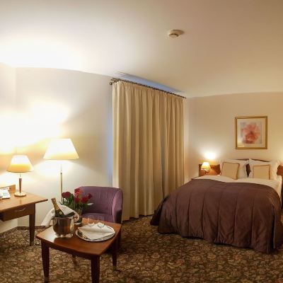 Deluxe Double Room, 1 King Bed Hotel Amaryllis Promo Code