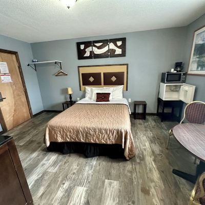 Comfort Single Room, 1 Queen Bed Alaska Angler's Inn Promo Code