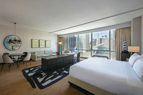 theWit Chicago, a Hilton Hotel
