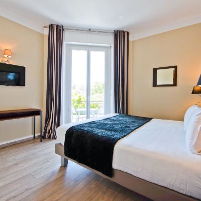 Comfort Room with Balcony Hôtel La Villa Cap D’Antibes Promo Code