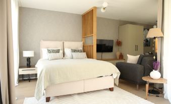 Lamira - Serviced Apartments - Housity