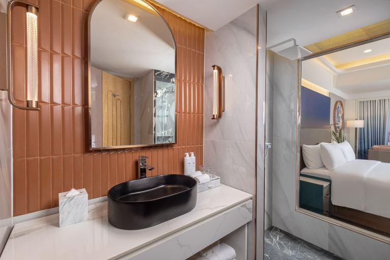 Pipa Hotel Bangkok Sukhumvit 11Deluxe King Or Queen Room