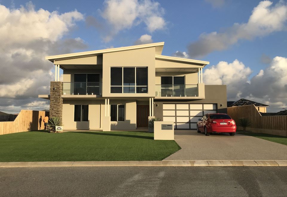 Beach House at SeaScapes.. - Housity