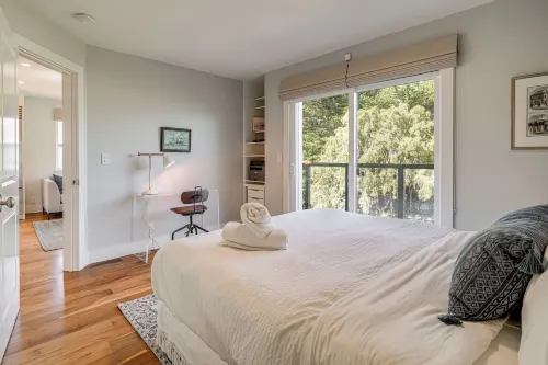 Steps to Ocean: Luxe Family Home in Half Moon Bay!