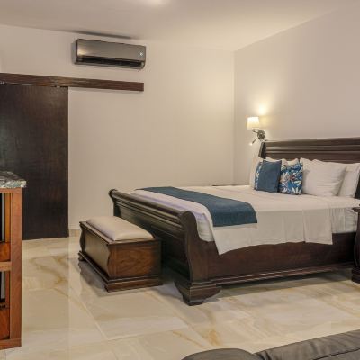 Deluxe Suite, Luxury Bathroom, 1 King Bed, Garden View Paradise Hot Springs Thermal Resort Promo Code