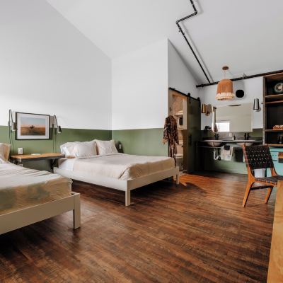 Deluxe Room-2 Queen Beds Mellow Moon Lodge Promo Code