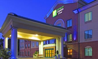 Holiday Inn Express & Suites Little Rock-West