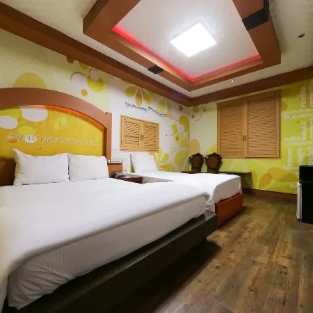 New Grand Hotel