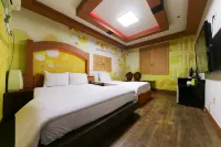 New Grand Hotel