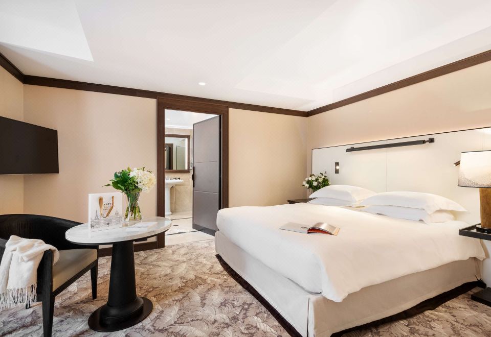 Hyatt Paris MadeleineMadeleine Suite