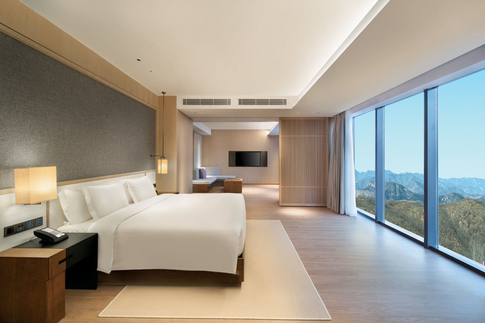 单卧私汤温泉270度景观套房