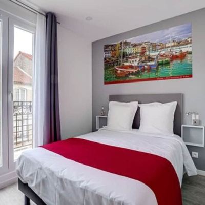 Standard Double Room, 1 Queen Bed, Mobility Accessible, Non Smoking Paris hôtel Promo Code