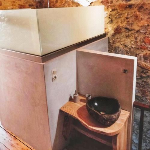 带私人泳池的六卧室别墅