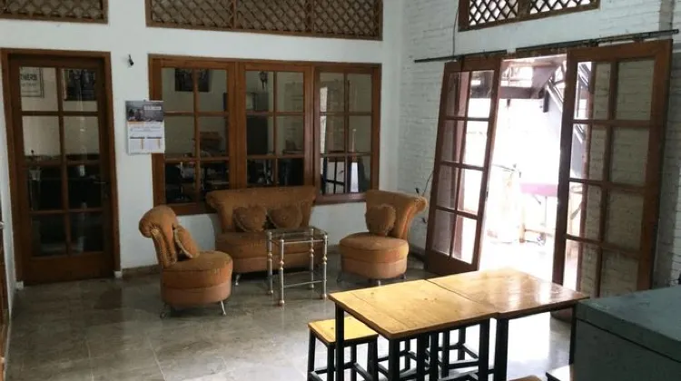 Muslim 1 Guest House 食事・レストラン