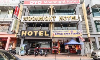 Moonnight Hotel