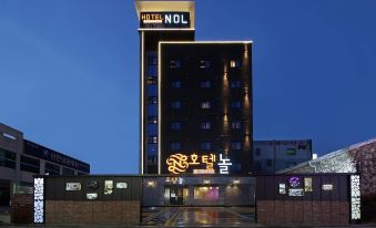 Hotel Nol