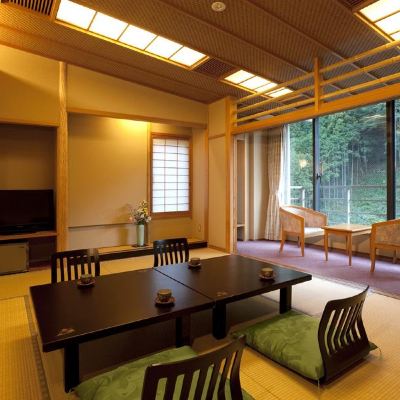 [禁煙]和室（富士館） 赤目温泉隠れの湯 対泉閣 クーポン