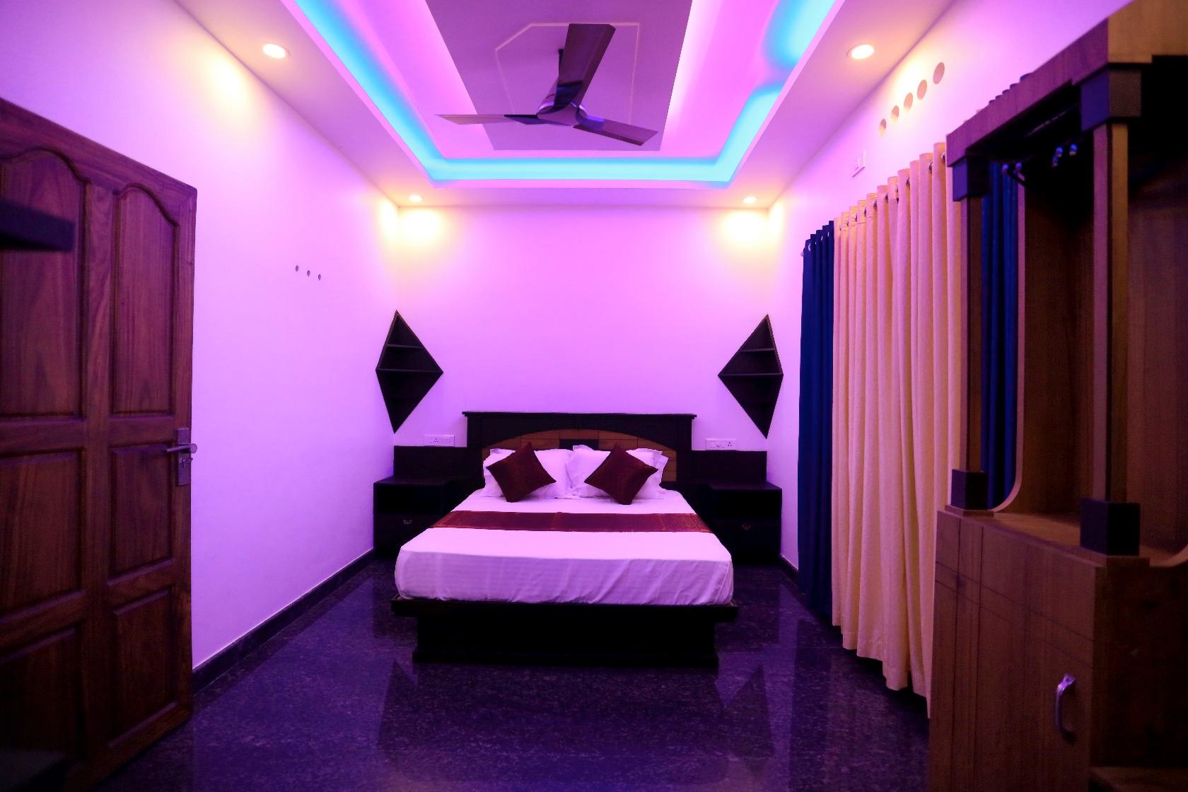 豪华双人房，1张大床，禁烟