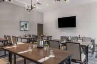 Cambria Hotel Savannah Downtown Historic District