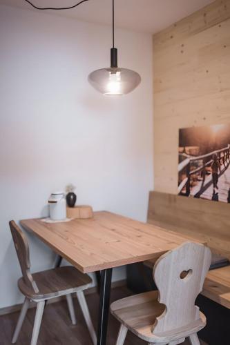 高级一卧室带阳台公寓