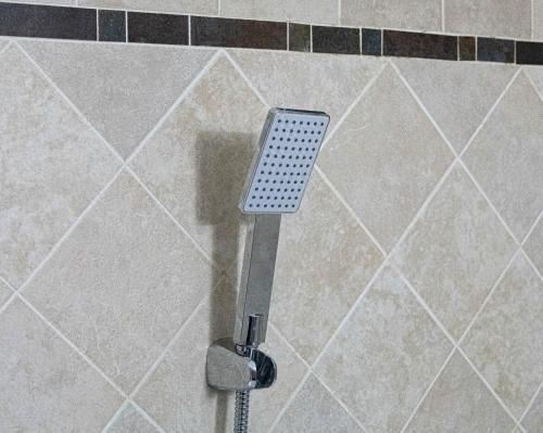 双人房（带独立浴室）