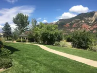 Beautiful Views of Animas Red Cliffs, Immaculate, High End Furnishings