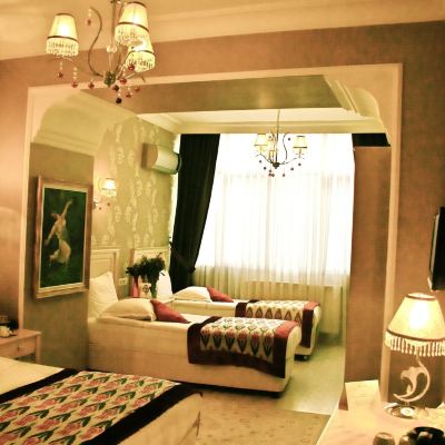 Quadruple Room Divas Silver Promo Code