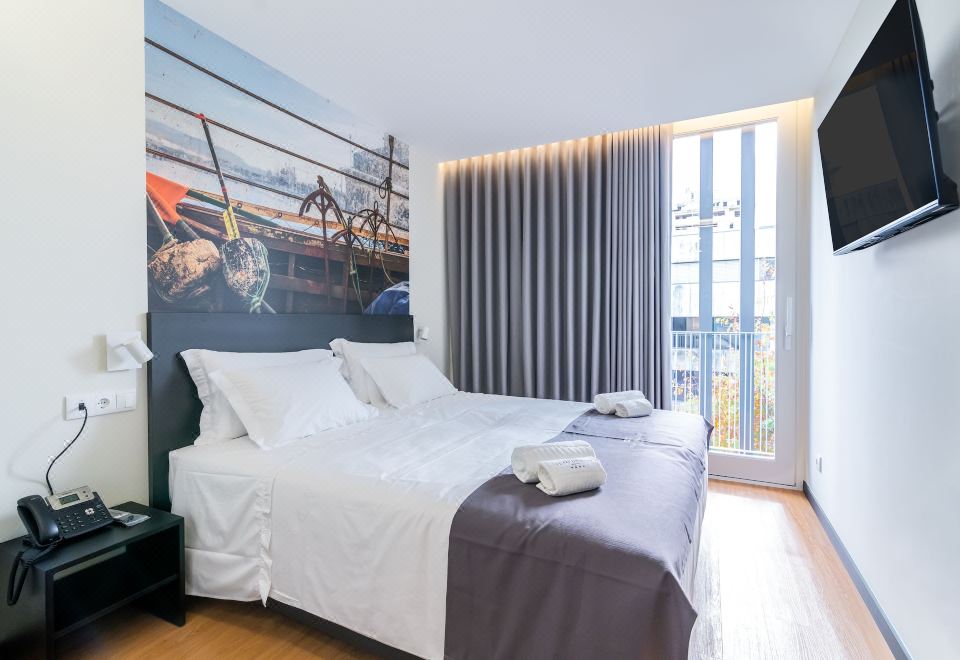 甄选双人或双床房