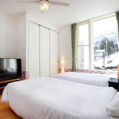 クラシックダブルルーム（3名用、和洋室） リフトイン白馬五竜グローバルスキー場 クーポン