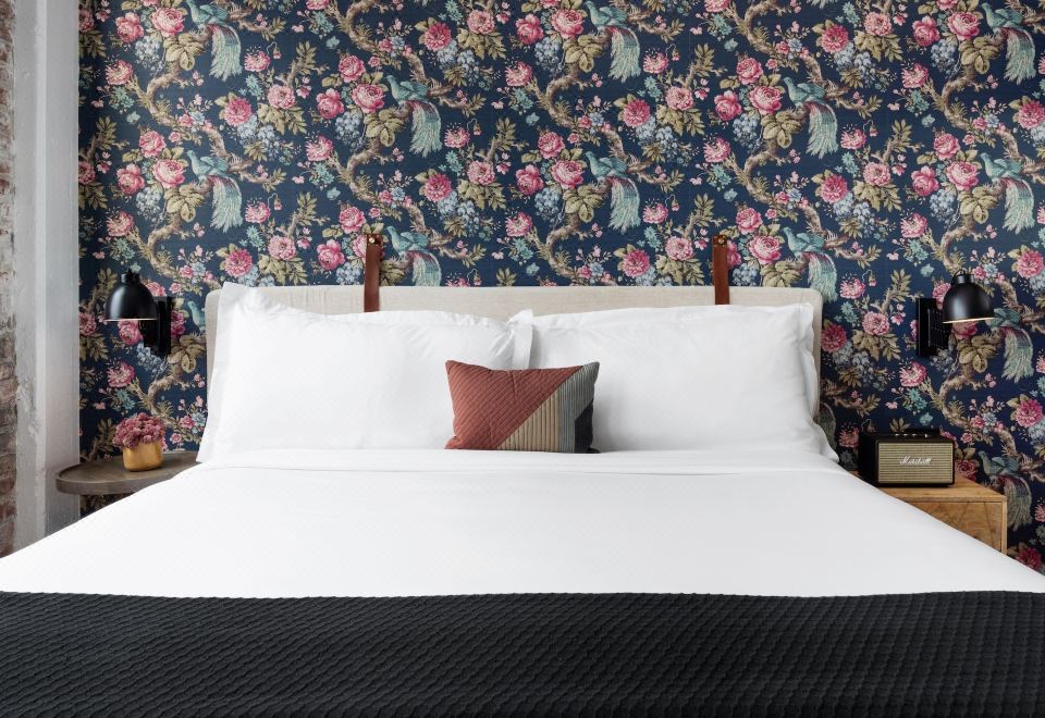 标准房，特大床（一室房）