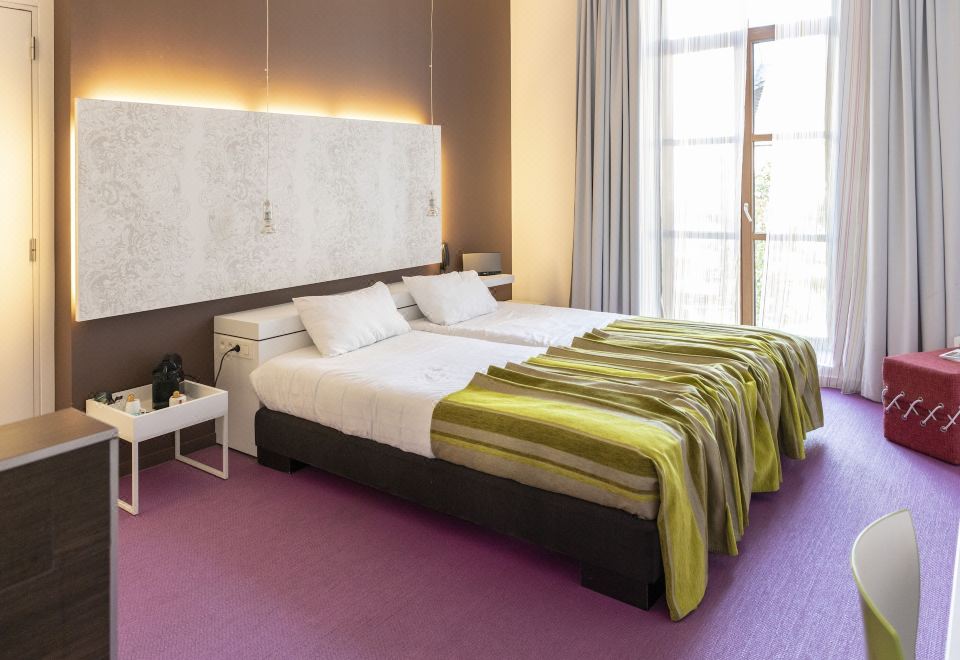 Eburon Hotel - Housity
