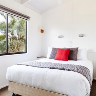 3 Bedroom Seaside Cabin