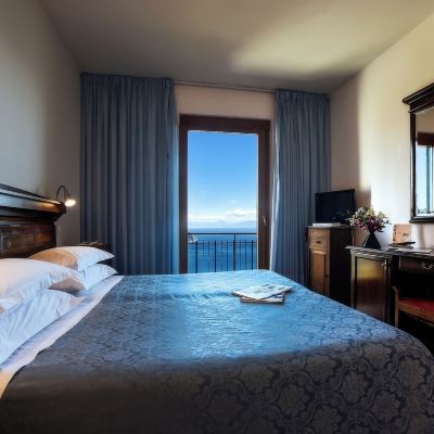 Standard Double or Twin Room Hotel Graal Promo Code