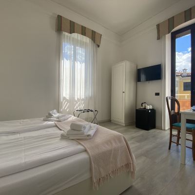 Standard Room, Courtyard Area Hotel La Fontana Promo Code