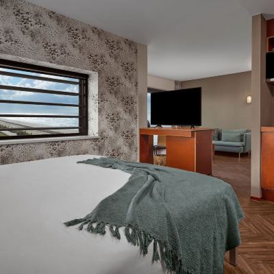 Junior Suite, 1 Double Bed, Kitchenette, Beach View Beachhouse Hotel Promo Code