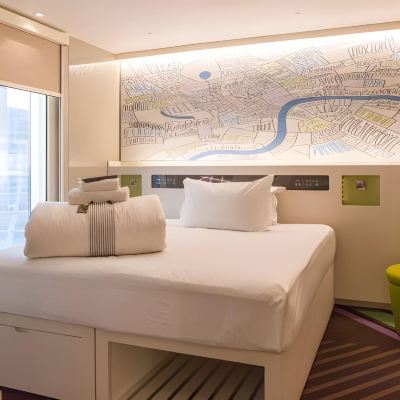 Standard Double Room with Roll-in Shower hub by Premier Inn London Kings Cross Promo Code