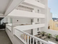 HORIZON SUITES by the Sea Hôtels à : Buġibba
