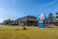 肯利6號汽車旅館
