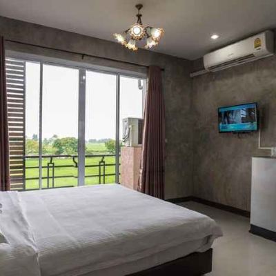 ห้องสแตนดาร์ด เตียงใหญ่ 1 เตียง รหัสโปรโมชั่น นาวา รีสอร์ท