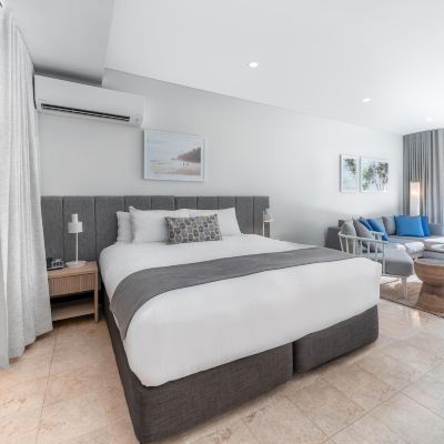 Studio Pool Apartment Oaks Casuarina Santai Resort Promo Code