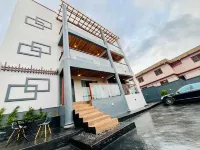 EKS PEAK Hotels in 